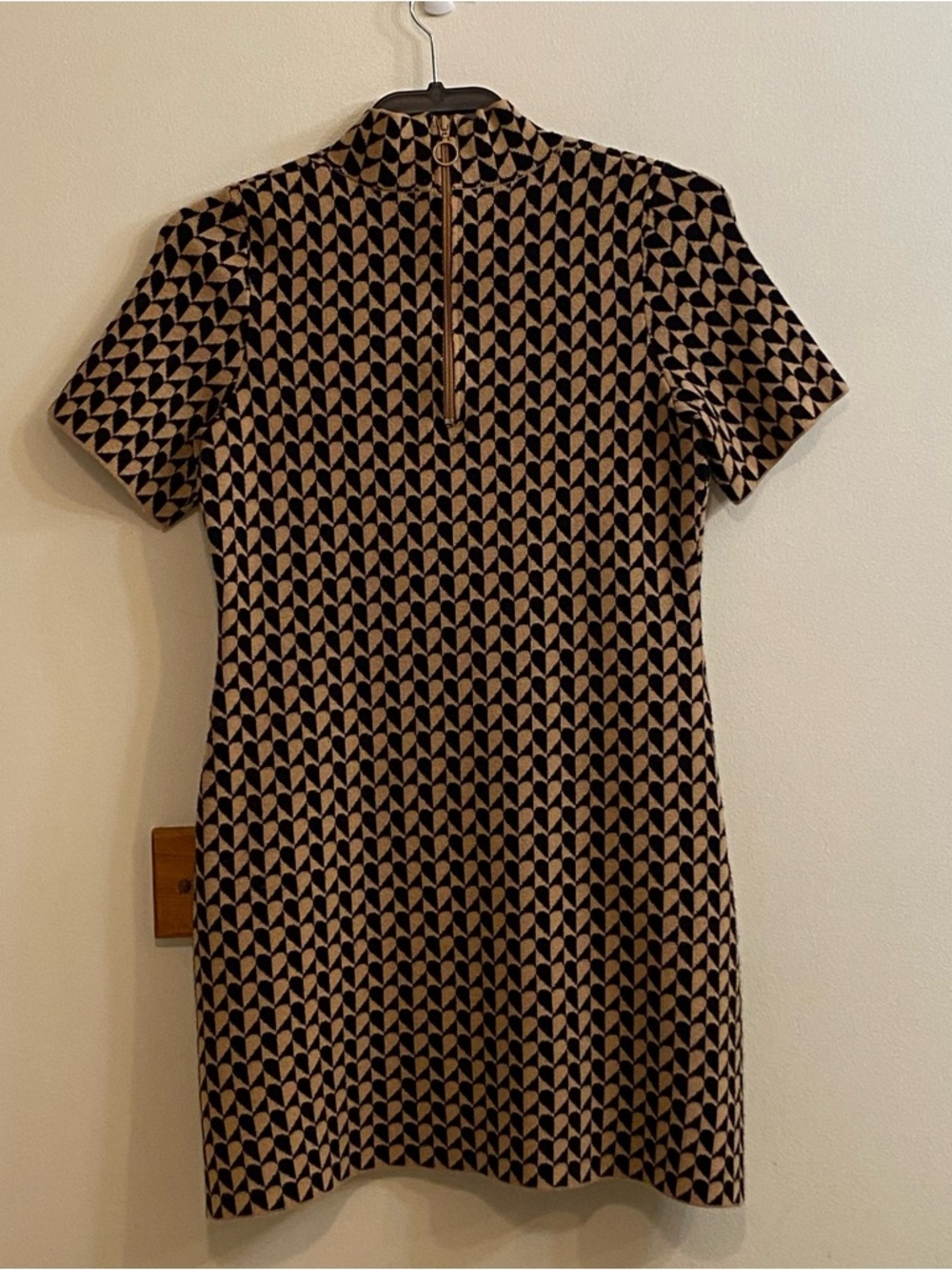 Anthropologie The Nina Short-Sleeve Mock-Neck Mod Mini Dress Brown Motif Sz M - Picture 14 of 16